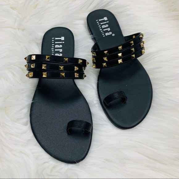 Shoes - Black studded single toe sandal